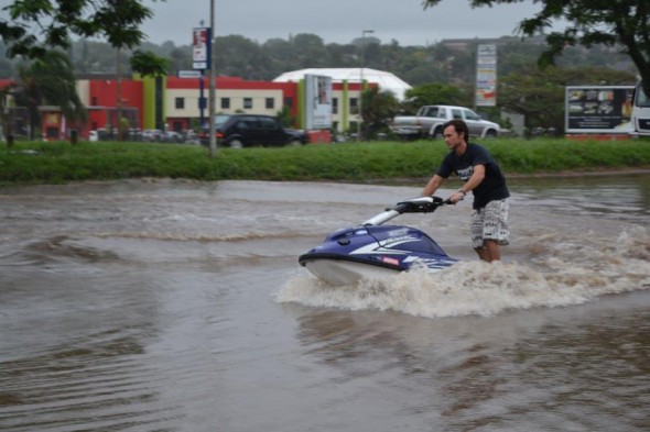 Dustin Motzouris jet skis through Empangeni