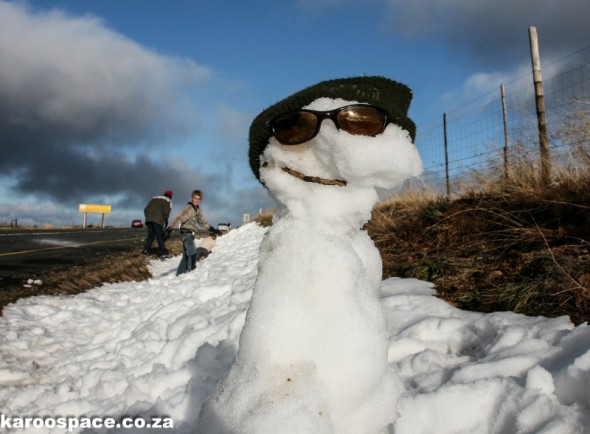 And when the snows fall, it's time to play. And when the snows fall, it's time to play.
