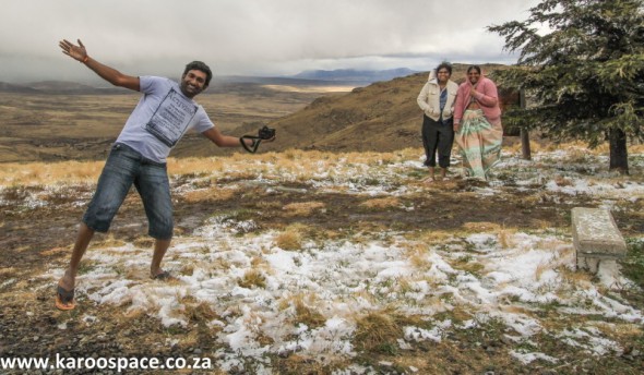 Gauteng overlanders jump out of their heated cars and play like children. Gauteng overlanders jump out of their heated cars and play like children.