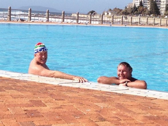 Otto Thaning with SA Open Water swimmer Roger Finch. Source: fb/OttoThaning Otto Thaning with SA Open Water swimmer Roger Finch
