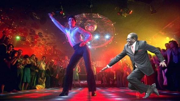 Robert-Mugabe-Stumbles1-590x332.jpg