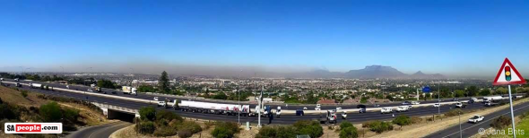 Photo: Jana Brits - "Cape Town fires still ablaze."