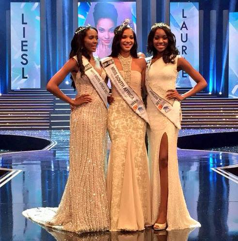 Miss South Africa Liesl Laurie flanked by her princesses Refilwe Mthimunye and Ntsiki Mkhize 