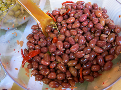 Christinas Olives
