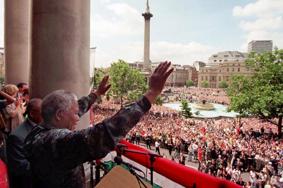 Nelson Mandela in Trafalgar Square