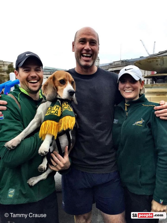 Springbok fans in London for morning jog Springbok fans in London for morning jog