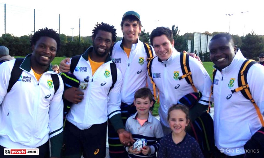 Springboks with fans, at training field in Surrey Springboks with fans, at training field in Surrey