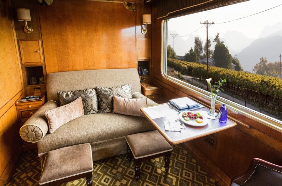 bluetrain-travel bluetrain-travel