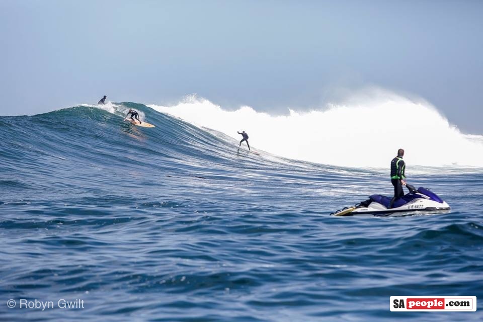 Big Wave Surfers, Dungeons, South Africa