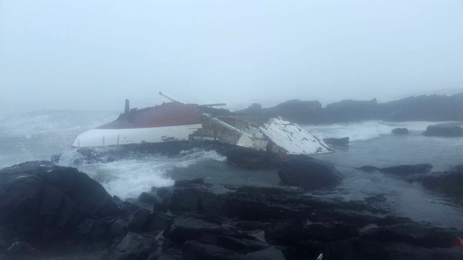 yacht wreck yacht wreck