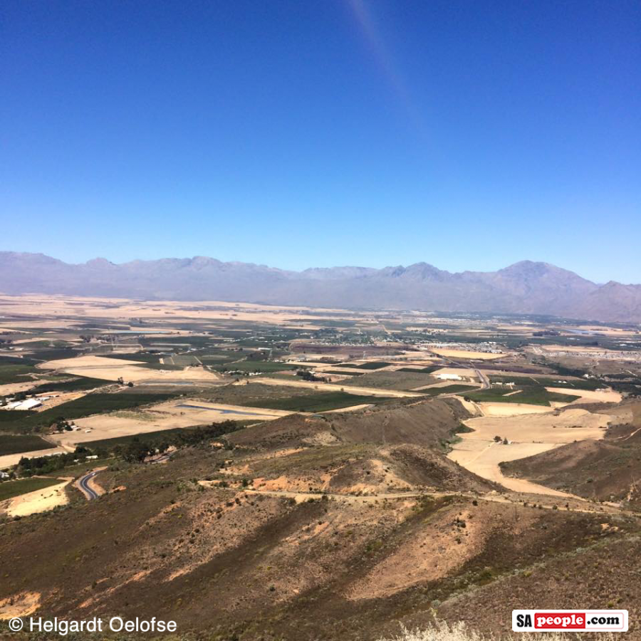 Ceres Valley on Witzenberg Mountain Pass Ceres Valley on Witzenberg Mountain Pass