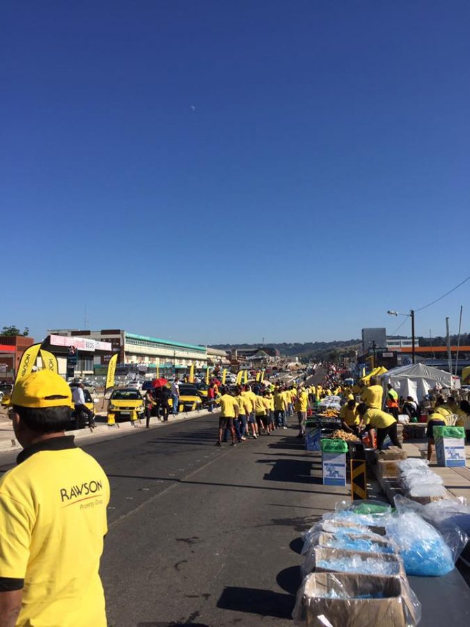 Comrades marathon on sunny day