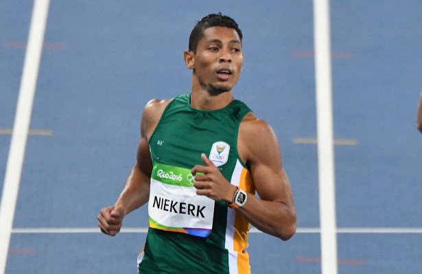 RIO DE JANEIRO, BRAZIL. 12 AUGUST 2016. Wayde van Niekerk during the 400m heats in the Olympic Stadium at the Rio 2016 Olympic Games tonight. Copyright picture by WESSEL OOSTHUIZEN / SASPA