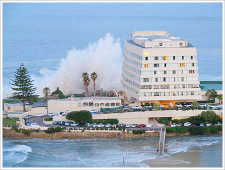 plett-big-wave-2008