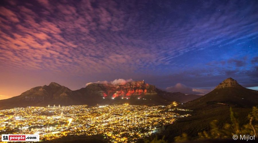 table-mountain-lit-up-red-for-world-heart-day