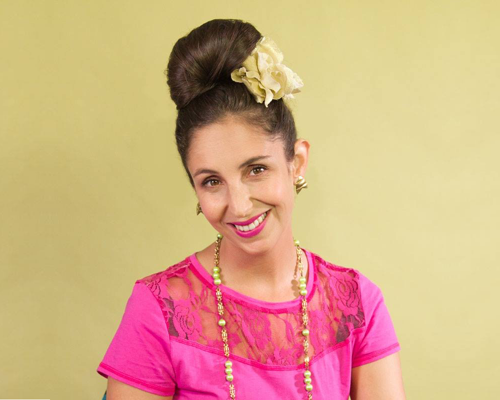 suzelle-profile SuzelleDIY actress Julia Anastasopoulos