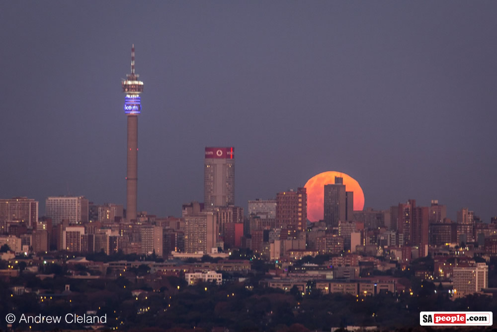 The Most Awesome Photos of Winter Solstice over Johannesburg SAPeople