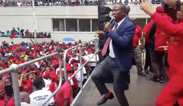 malema-kiss-the-boer