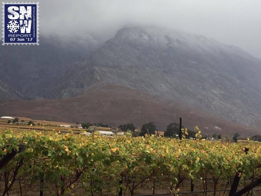 Snow on the mountains in De Doorms, Matroosberg