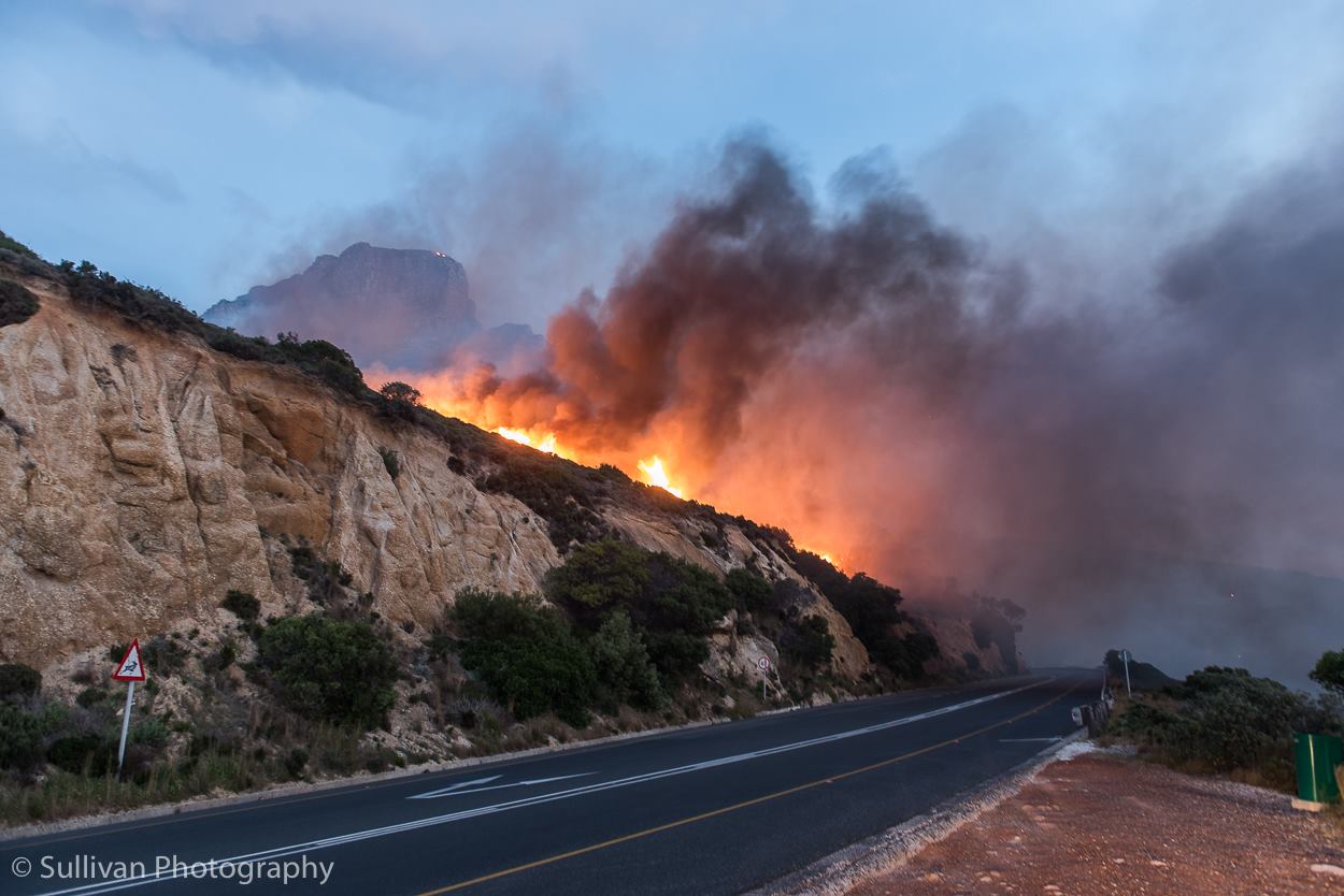 "Difficult Day" Ahead for Firefighters Battling Blaze on Day 4 in Cape