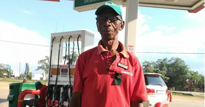 petrol-attendant-glasses