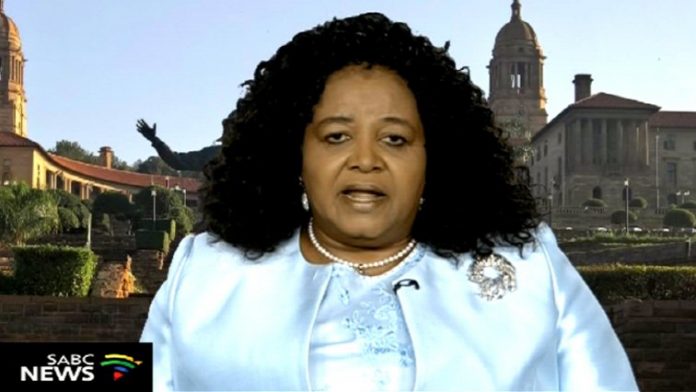 Edna Molewa