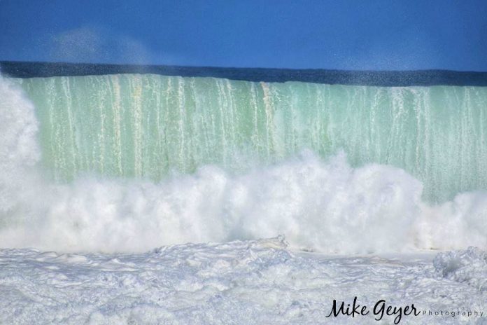 mike geyer 5 full moon big waves equinox in east london