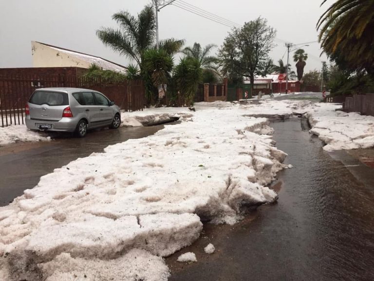 STORMY South Africa Rain and Hail Pelt Gauteng and Other Parts of the