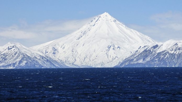 petropavlovsk-2379268_1280 Kamchatka - th