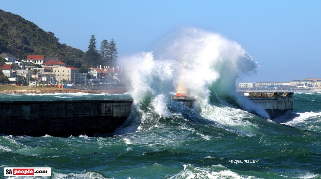 PICTURES Big Waves Breaking at Kalk Bay Harbour, South Africa