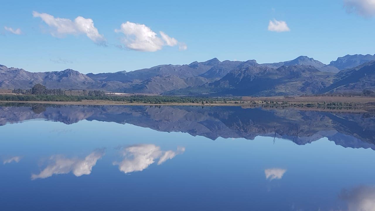 Theewaterskloof Dam. Photo by Donna Hadfield Herbert