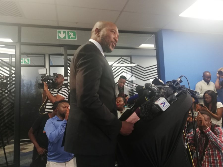 mmusi maimane resigns da leader