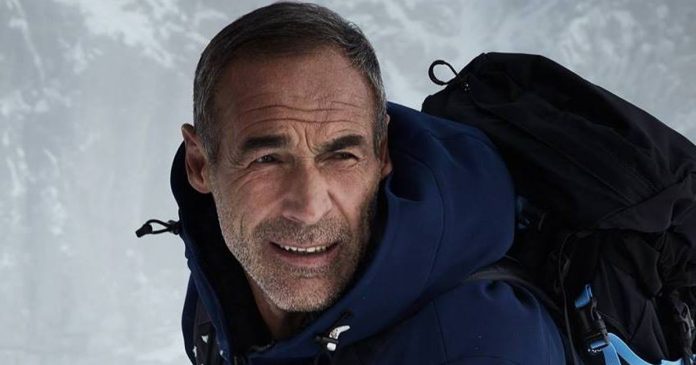 south-african-mike-horn-trapped-in-ice south african mike horn in arctic