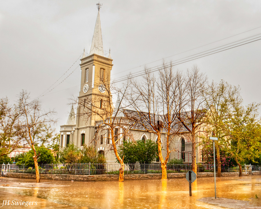 Karoo floods church