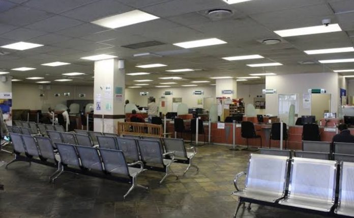 home affairs Home Affairs extends operating hours following system glitch