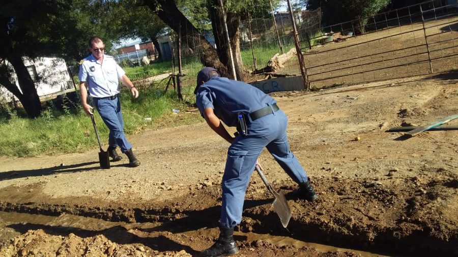 police assist kimberley residents 3 flooding