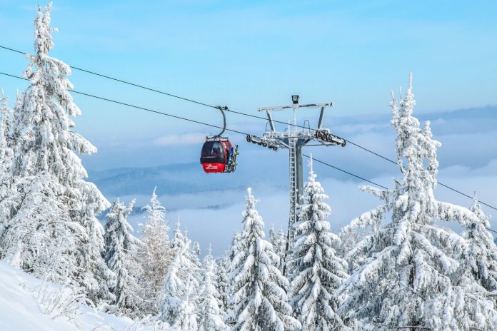 ski holiday travel coronavirus no overseas holidays after lockdown travel coronavirus