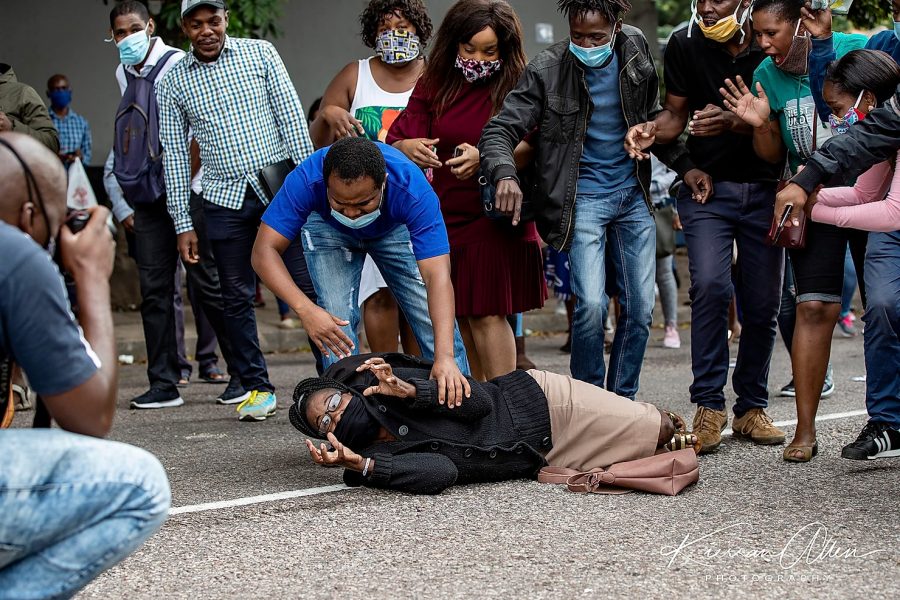 chaos-crowds-labour-department-south-africa