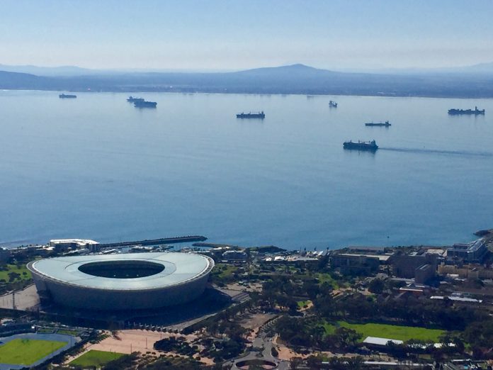 4CEA1594-1386-4780-8640-F8636F82A62A cape town table bay ships south africa