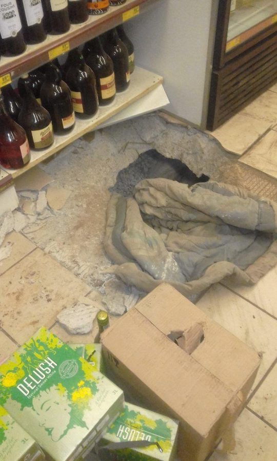 thieves tunnel liquor store joburg south africa