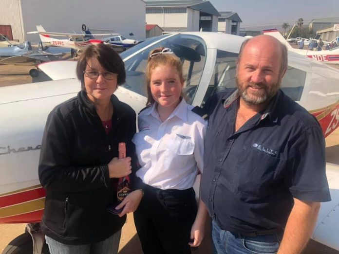 Anika de Beer plane crash Proud parents Rika and Andries de Beer with Anika