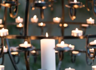 eskom-loadshedding-winter-candles