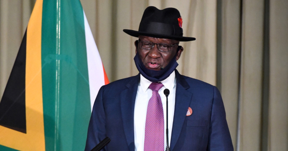 Alcohol Ban South Africa / South Africa's Alcohol Companies to Cut Investment and ... / In a letter to the nation, cyril ramaphosa also announced the return of a national curfew.