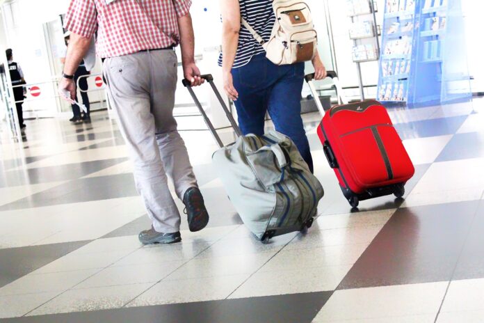 travel airport passengers travel airport passengers