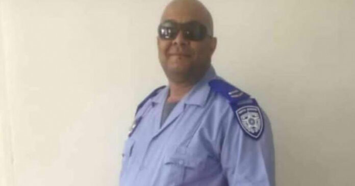 deon-sampson-traffic-officer-th deon-sampson-traffic-officer-th