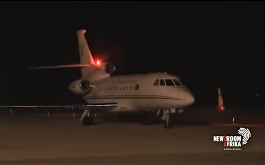 South african national defence force plane