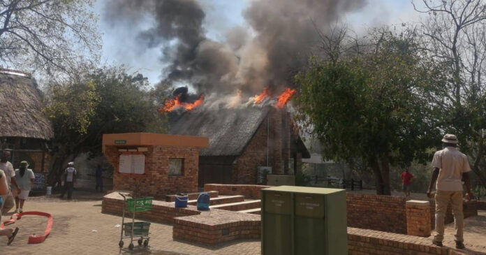 kruger-national-park-restaurant-fire-3 kruger-national-park-restaurant-fire-3