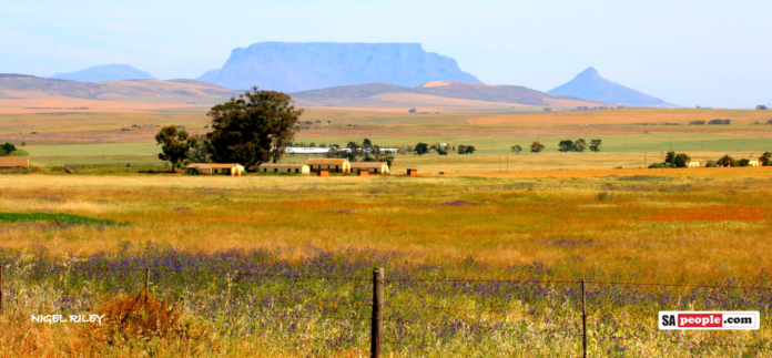 table-mountain-durbanville-view second earthquake near durbanville, western cape, cape town, south africa