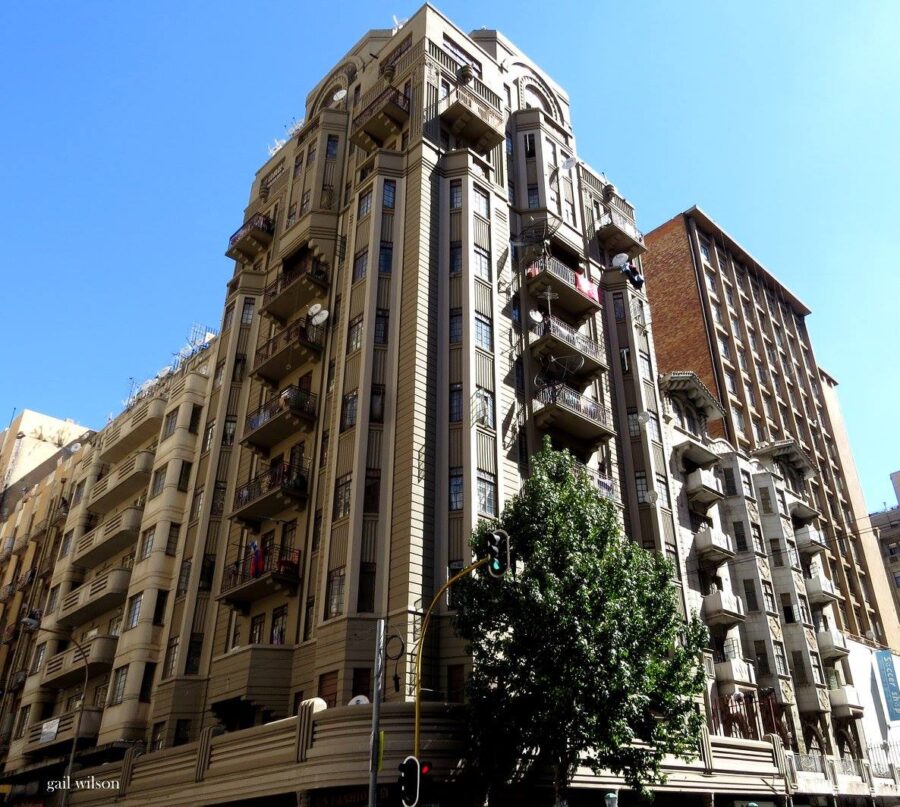 Fire Breaks Out in Joburg's Iconic Astor Mansions SAPeople