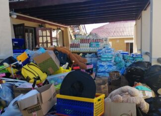 masiphumelele fire volunteers donate at Living Hope centre